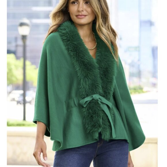 Boston Proper Faux Fur Tie Waist Poncho Size S/M NWOT Christmas Green - Picture 1 of 12